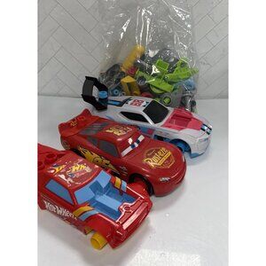 Hot wheels Made To Race Red Race Car USED Build a Car Set 3x Lightning McQueen